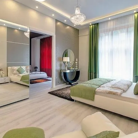 Ultra 2bdrm *